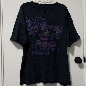 American Eagle x Mean Girls T-Shirt | She Doesn’t Even Go Here | Size L/XL